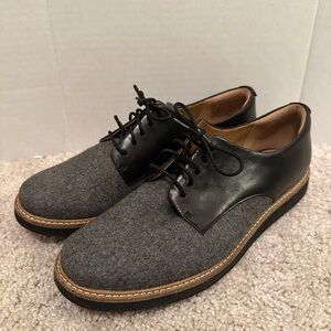 Clarks Black and Gray Leather Loafers, size 10, pre loved